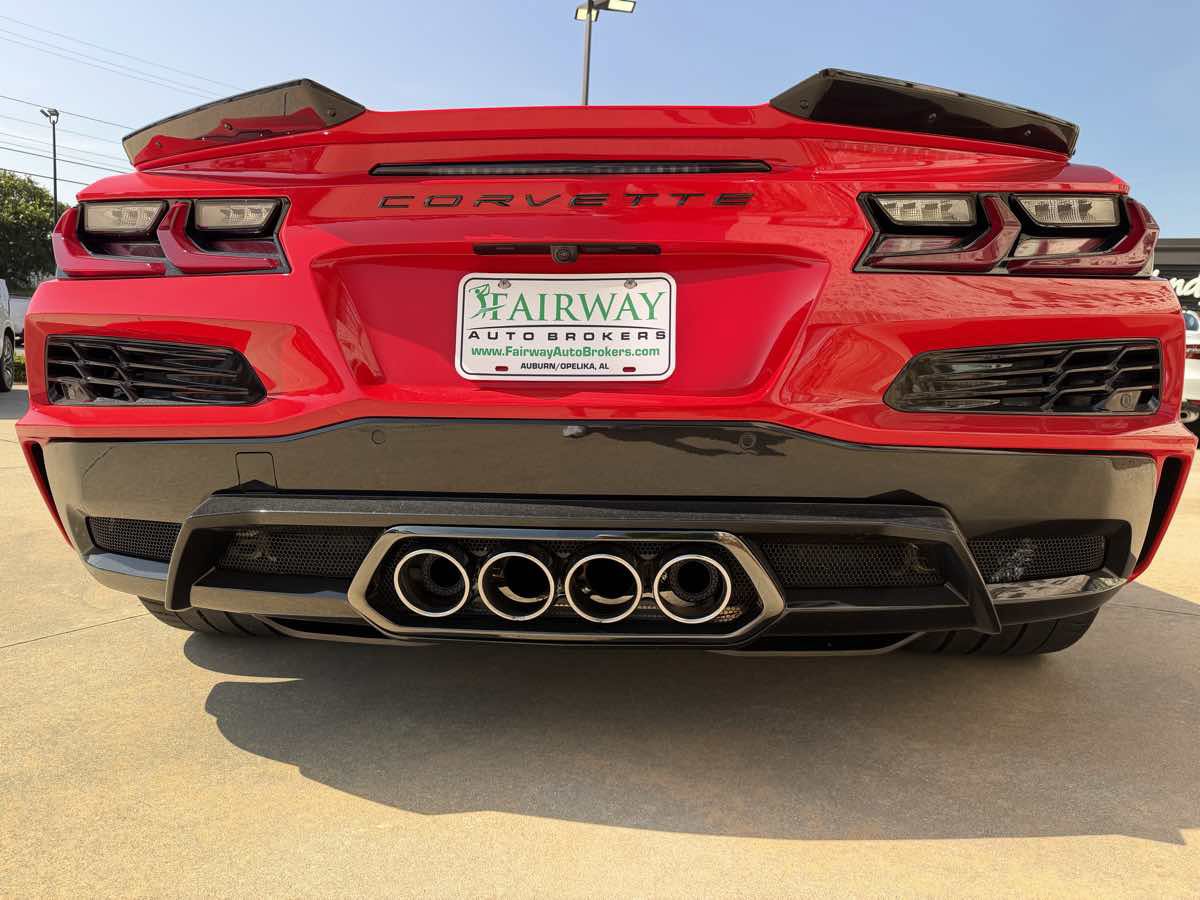 Used 2026 Chevrolet Corvette Z06 RWD image 7