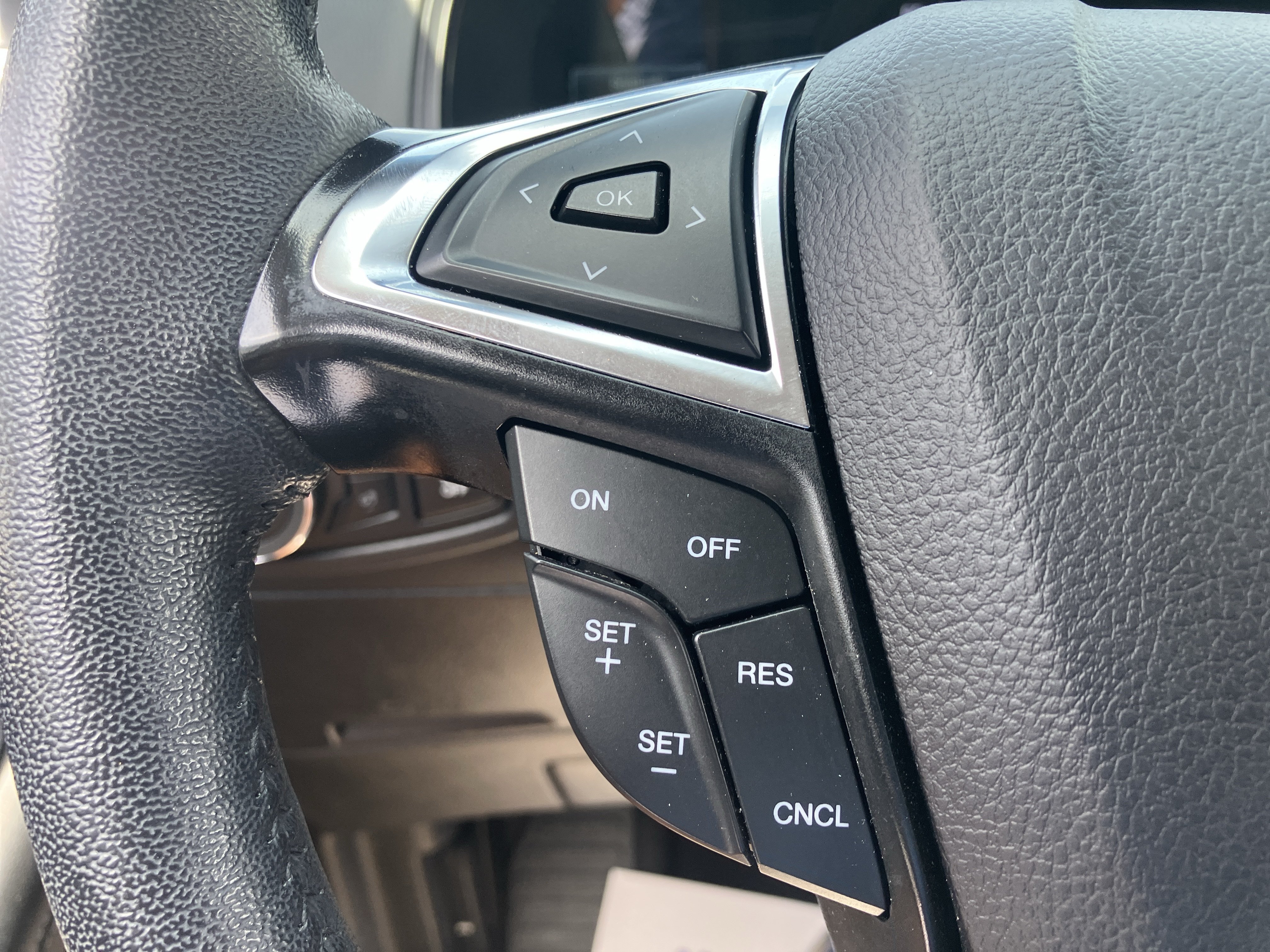 Certified 2024 Ford Edge Titanium AWD/4WD image 24