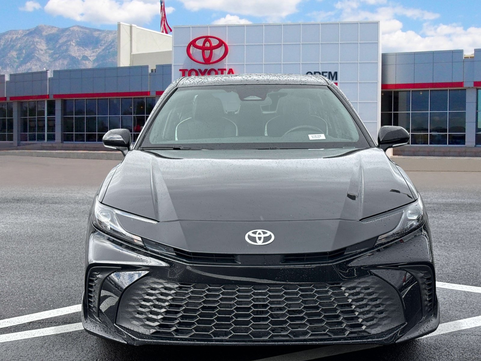 Used 2026 Toyota Camry SE FWD image 2