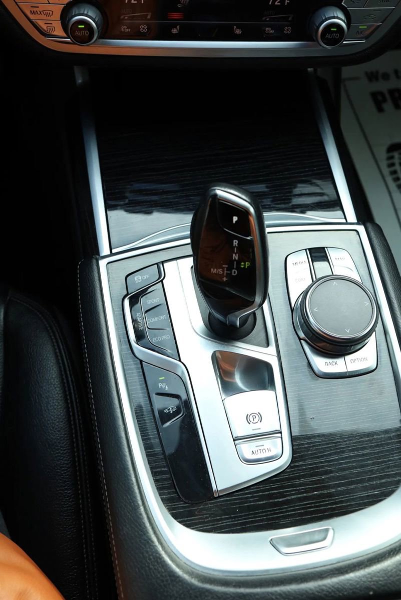 Used 2019 BMW 740i 740i Sedan 4D w/ M Sport Package image 30