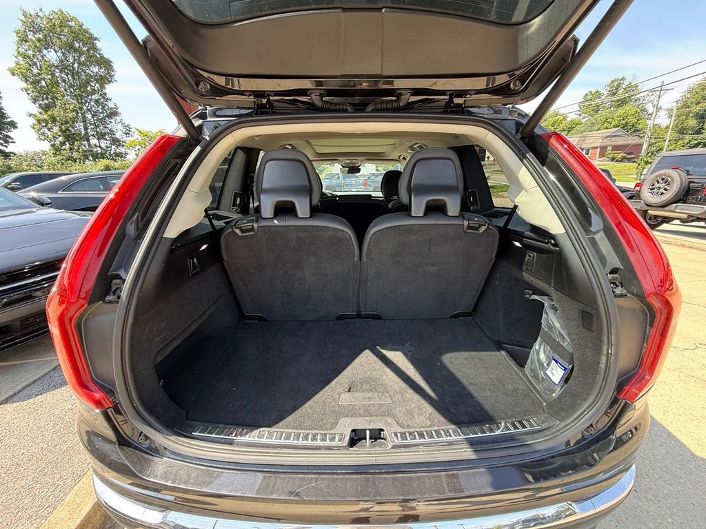 Used 2024 Volvo XC90 B6 Plus AWD/4WD image 26