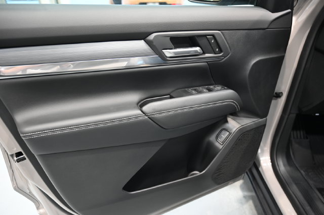 New 2027 GMC Terrain Elevation w/ Elevation Premium Package AWD/4WD image 26