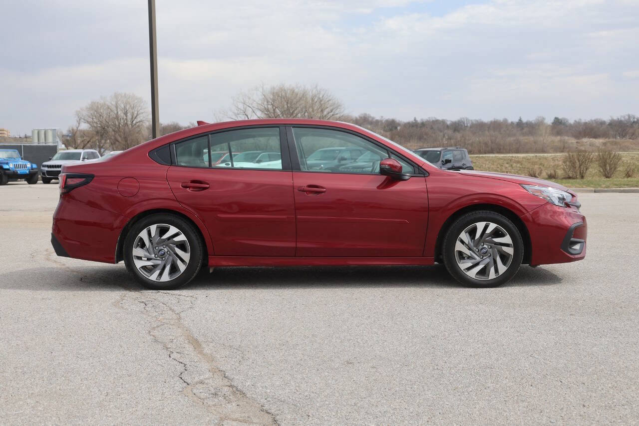 Used 2025 Subaru Legacy Limited AWD/4WD image 7