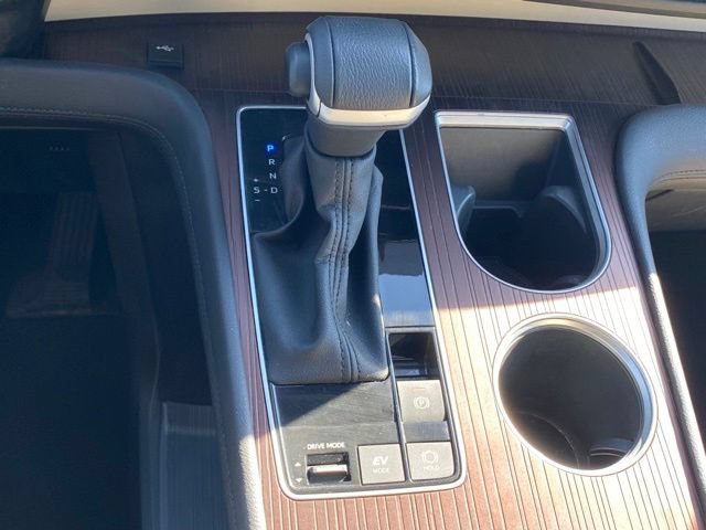 Used 2023 Toyota Sienna XLE FWD image 17