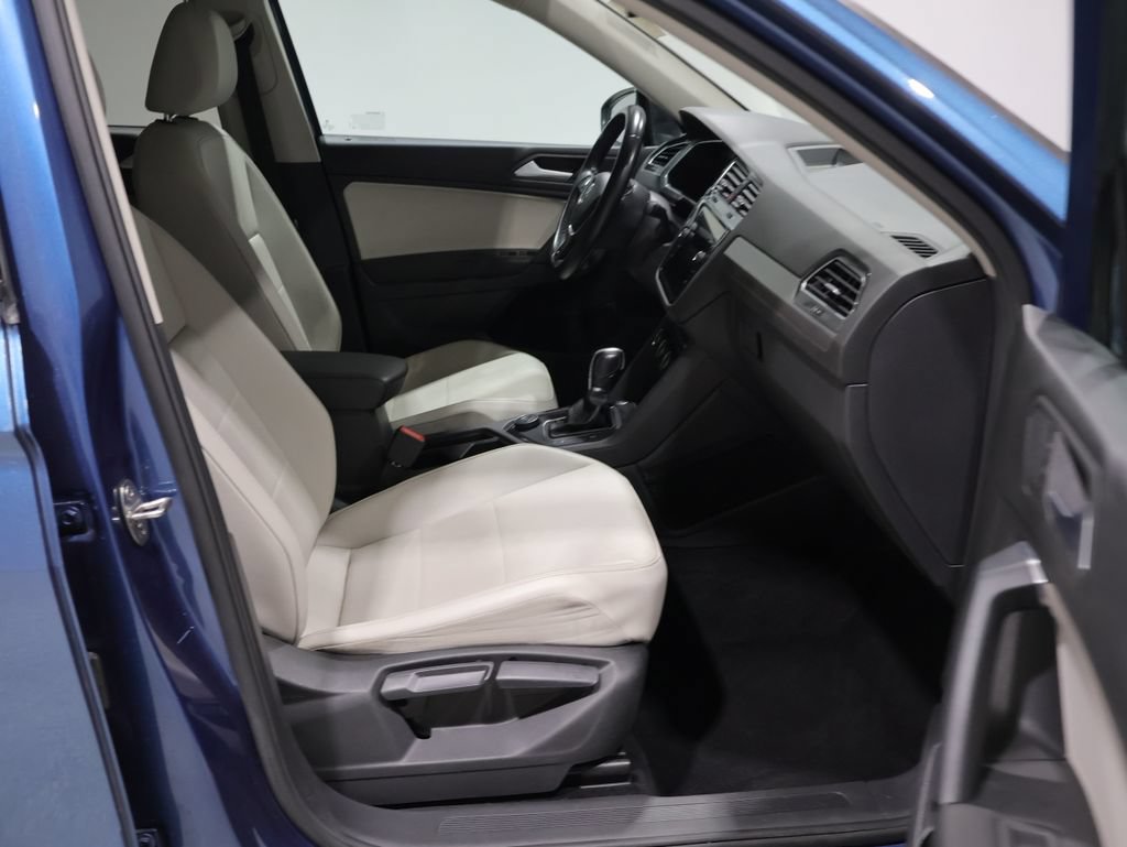 Used 2019 Volkswagen Tiguan SEL AWD/4WD image 22