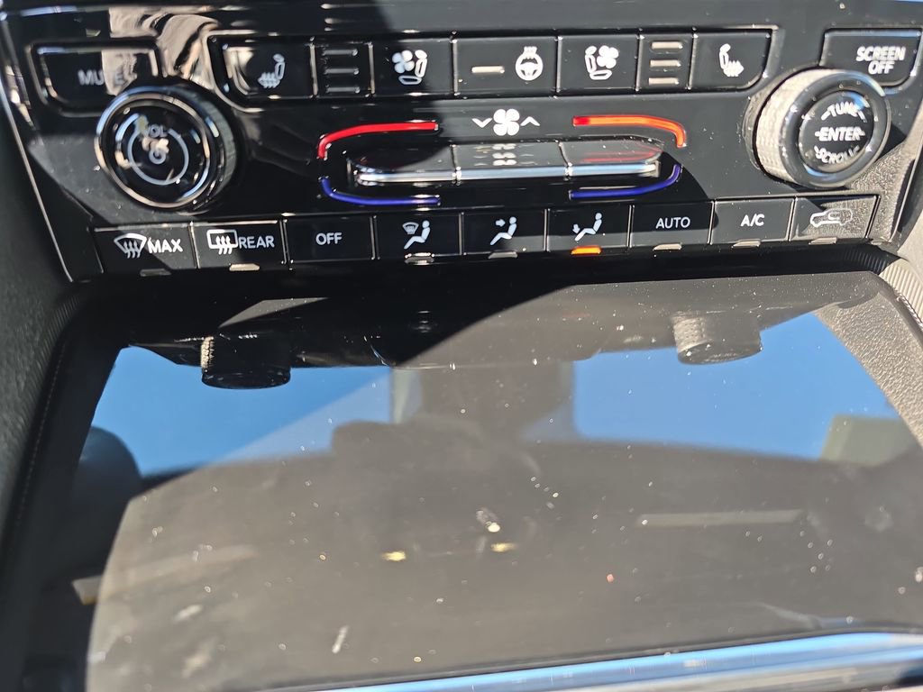 New 2025 Jeep Grand Cherokee L Limited w/ Luxury Tech Group II image 22