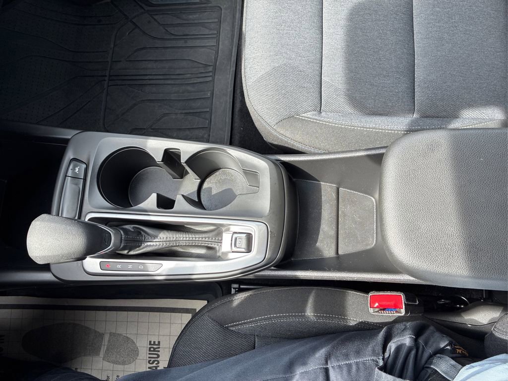 Used 2024 Chevrolet Trax LS w/ LS Convenience Package image 12