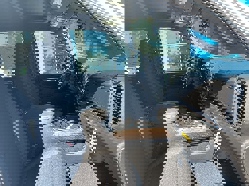 New 2026 Chevrolet Silverado 3500 LT w/ Convenience Package image 18