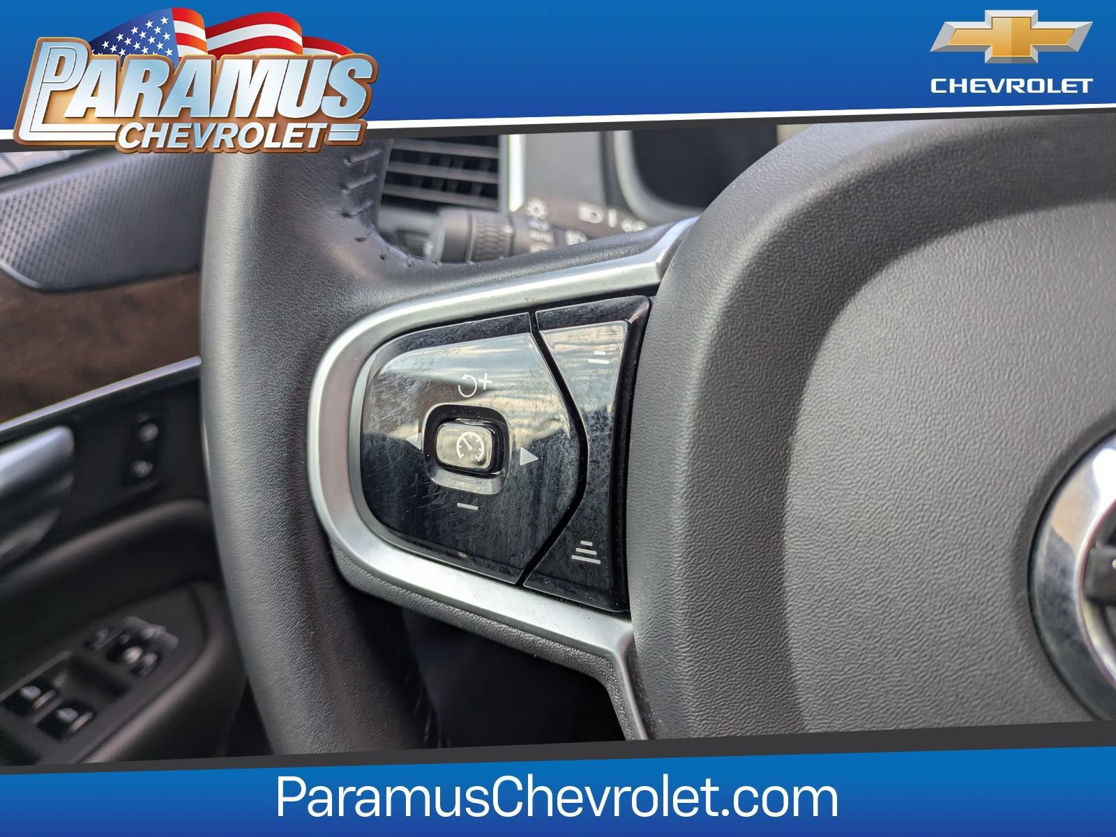 Used 2019 Volvo XC90 T5 Momentum w/ Multimedia Package AWD/4WD image 26