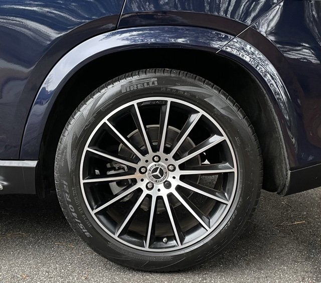 Used 2021 Mercedes-Benz GLE 350 w/ AMG Line Exterior image 8