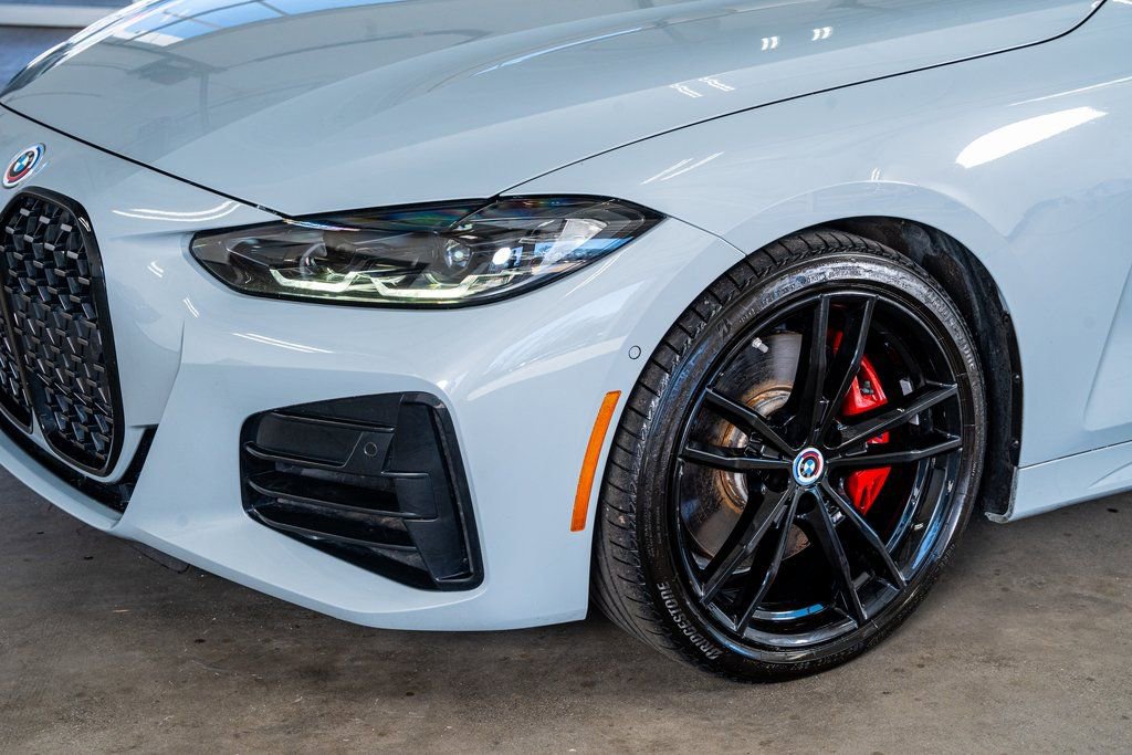 Used 2023 BMW M440i Coupe w/ Premium Package image 12