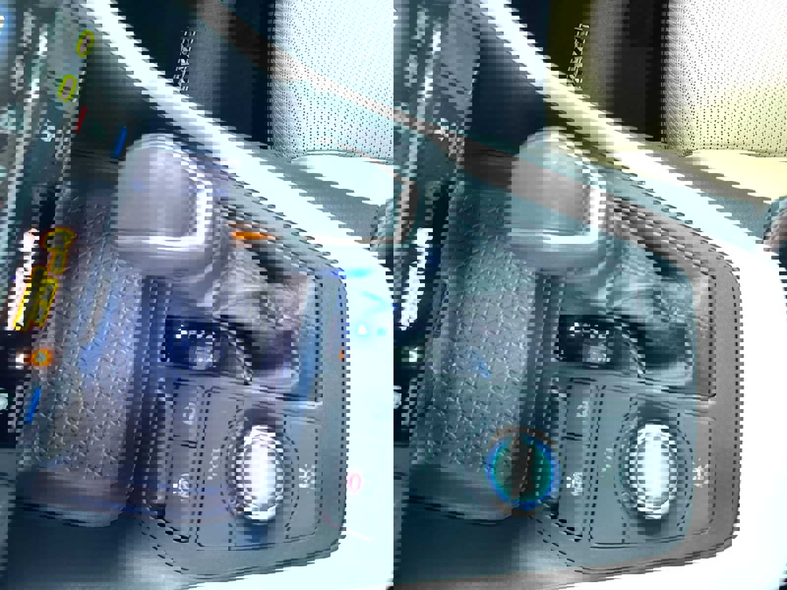 Used 2022 Toyota RAV4 Limited image 28