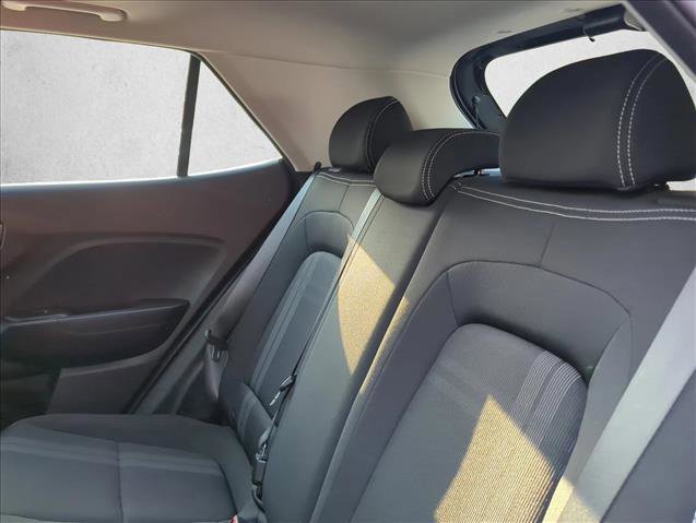 Used 2024 Hyundai Venue SEL image 18