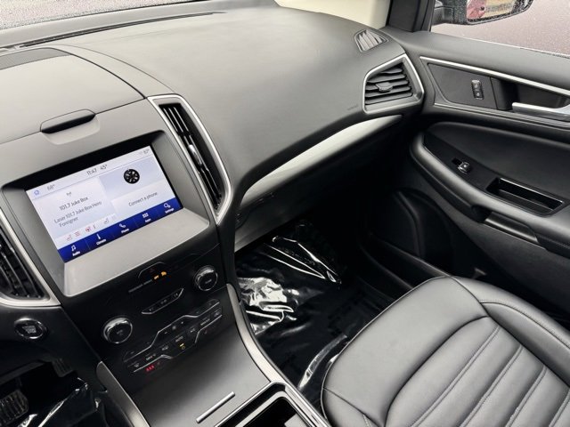 Used 2019 Ford Edge SEL w/ Equipment Group 201A image 25