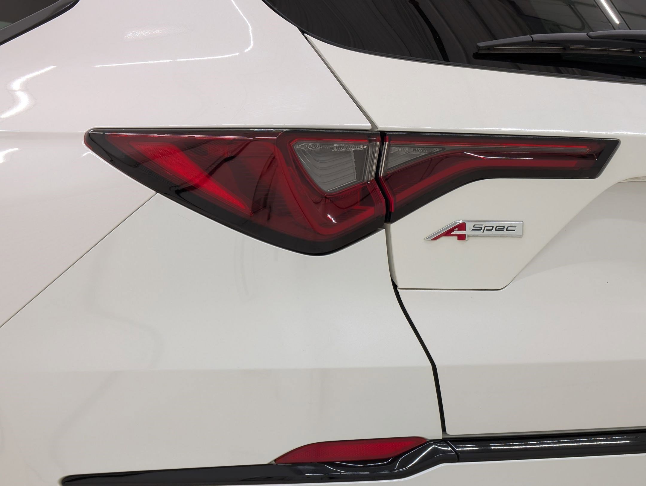 Used 2023 Acura MDX A-Spec image 12