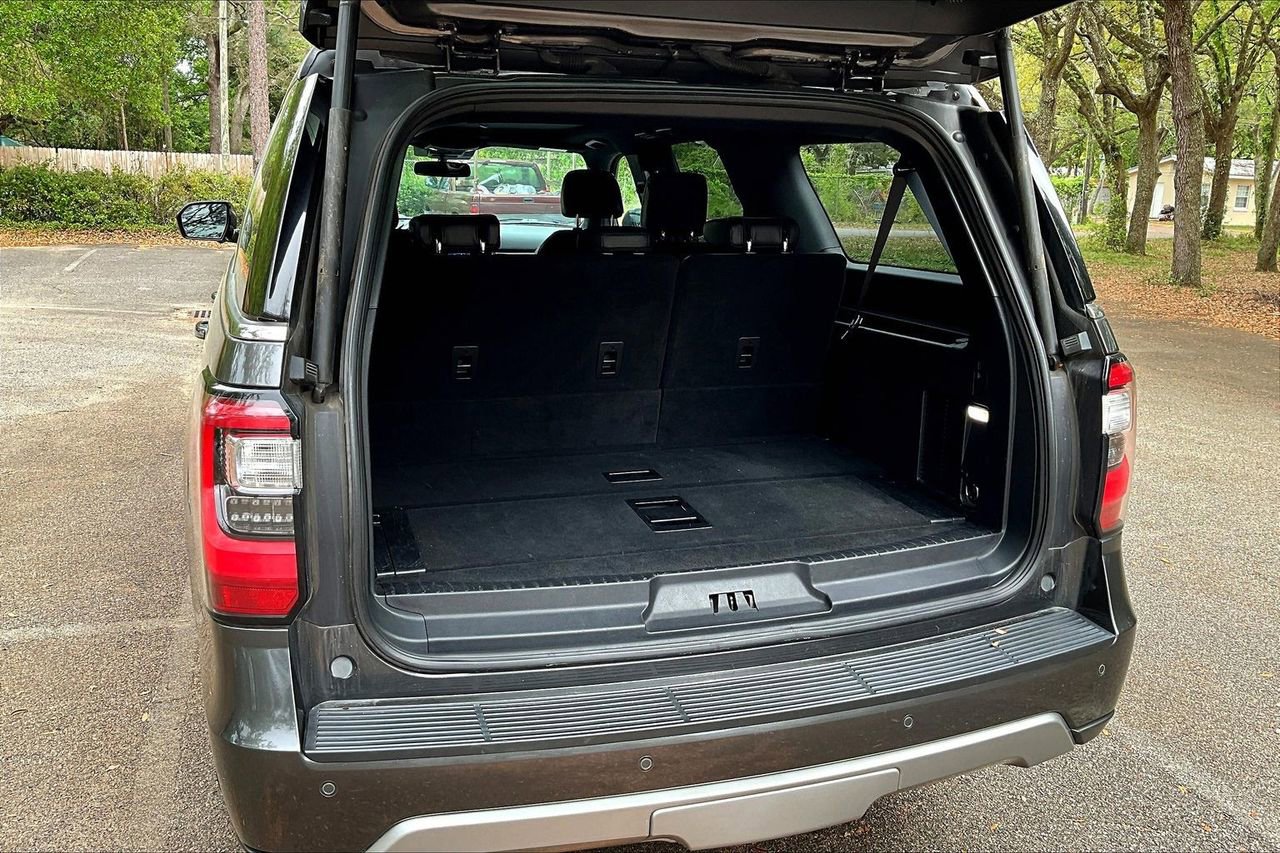 Used 2021 Ford Expedition Max Limited image 38