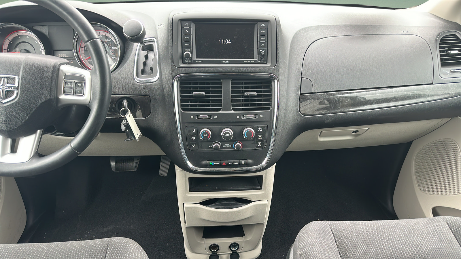 Used 2017 Dodge Grand Caravan SE w/ Power Window Group FWD image 12