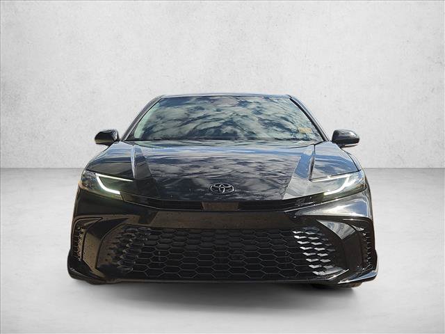 Used 2025 Toyota Camry XSE FWD image 2