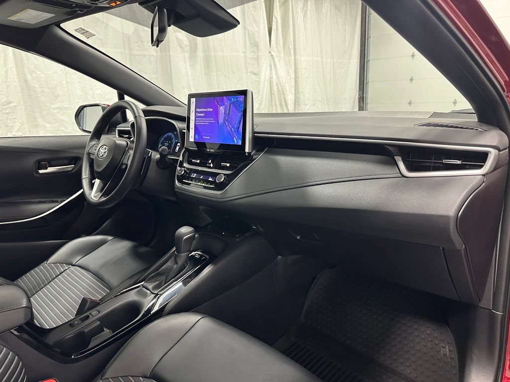 Used 2026 Toyota Corolla XSE FWD image 59