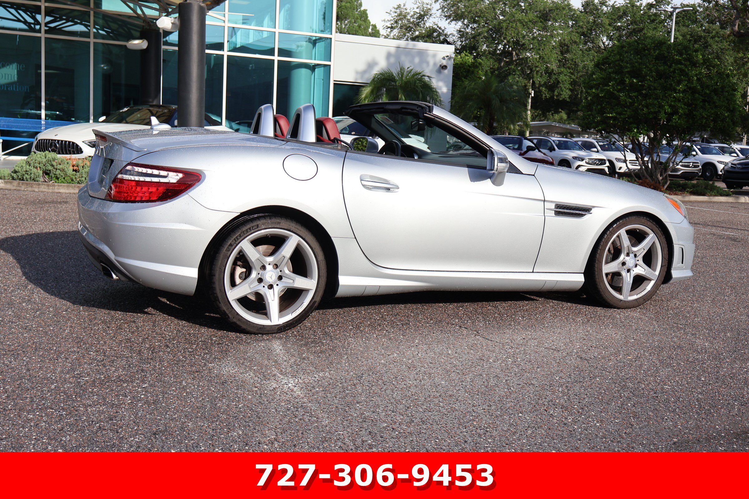 Used 2016 Mercedes-Benz SLK 300 image 10