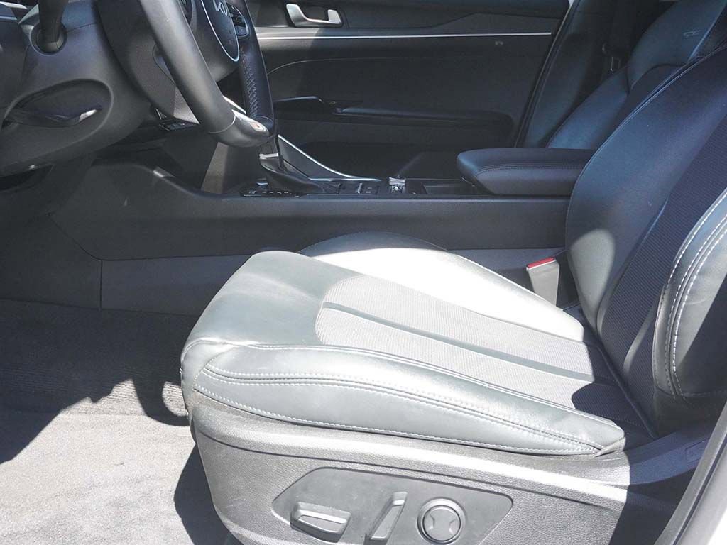 Used 2022 Kia K5 GT-Line image 24