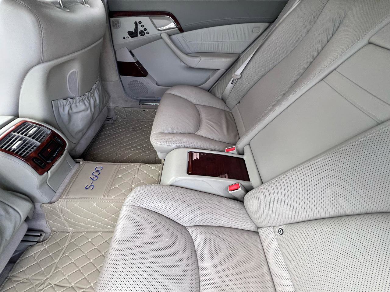 Used 2005 Mercedes-Benz S 600 image 25