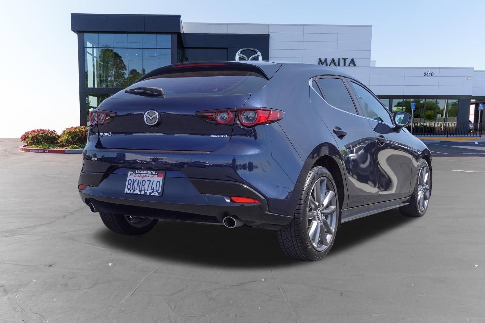 Used 2019 MAZDA MAZDA3 Hatchback FWD image 3