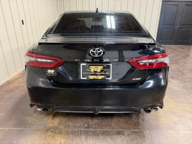 Used 2021 Toyota Camry XSE image 9