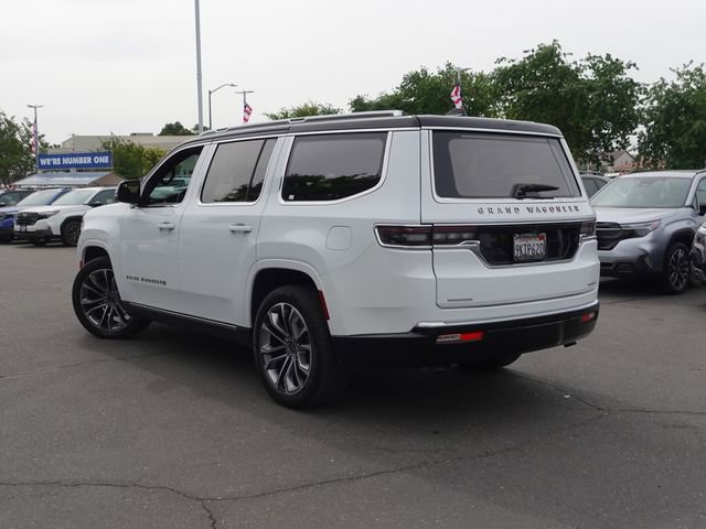 Used 2023 Jeep Grand Wagoneer Series III w/ HD Trailer Tow Package image 10