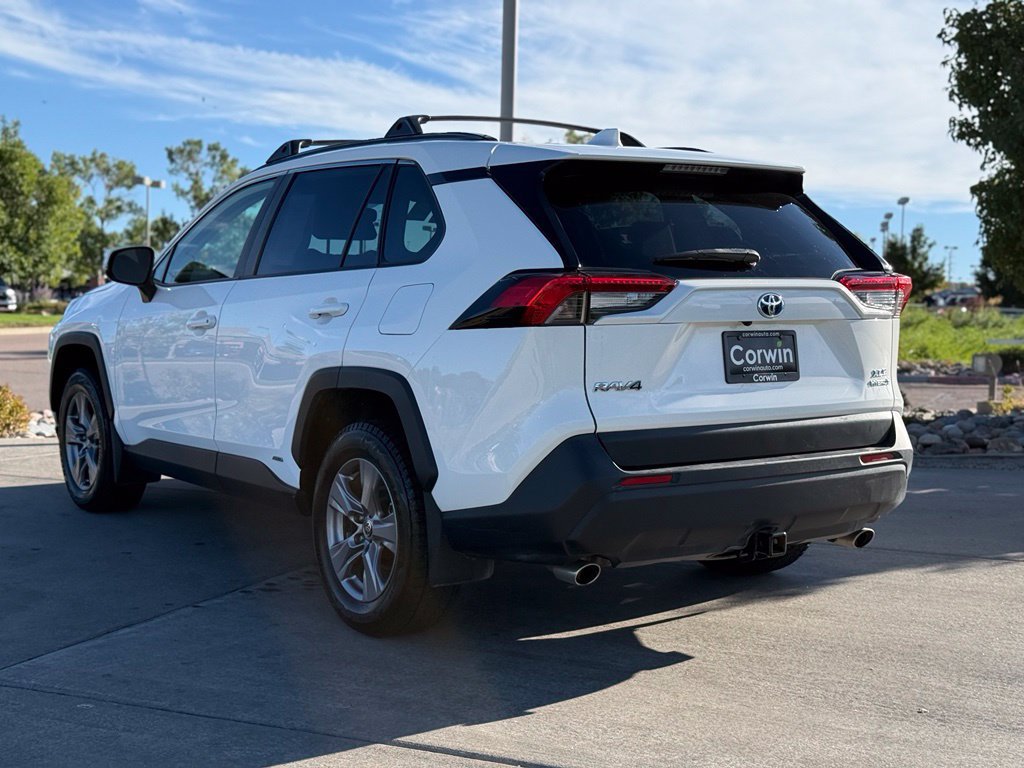 Used 2023 Toyota RAV4 XLE AWD/4WD image 5