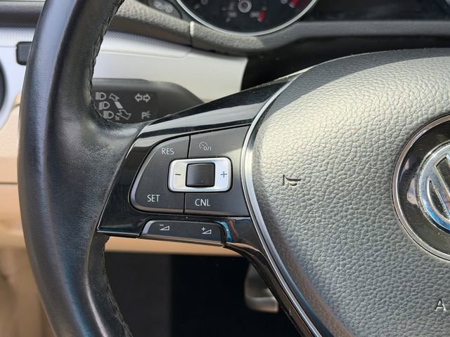 Used 2019 Volkswagen Passat 2.0T Wolfsburg FWD image 13