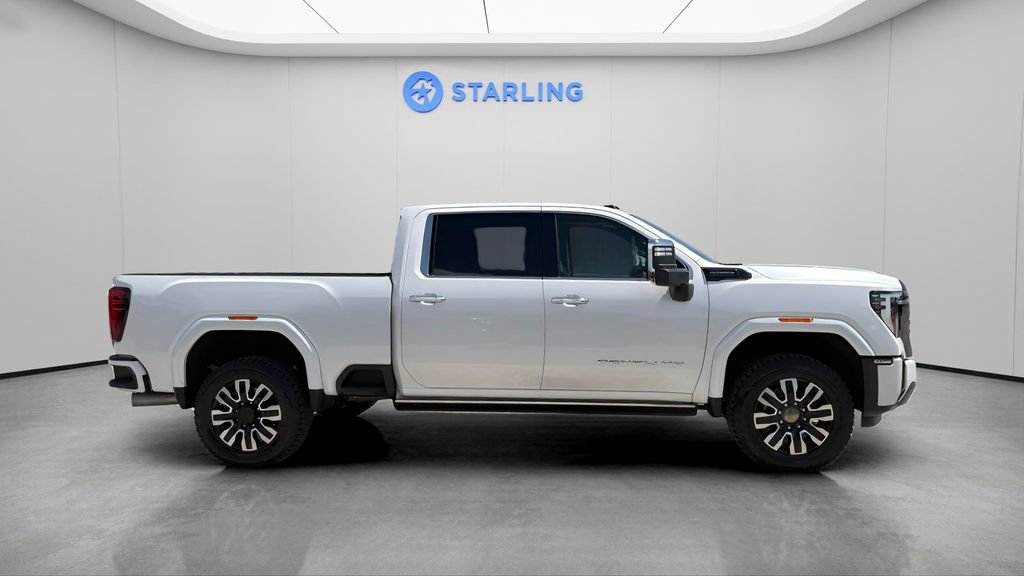 Certified 2024 GMC Sierra 3500 Denali Ultimate AWD/4WD image 11
