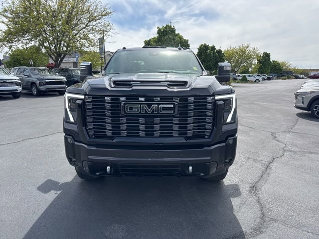 Certified 2025 GMC Sierra 2500 Denali Ultimate w/ Max Trailering Package AWD/4WD image 2
