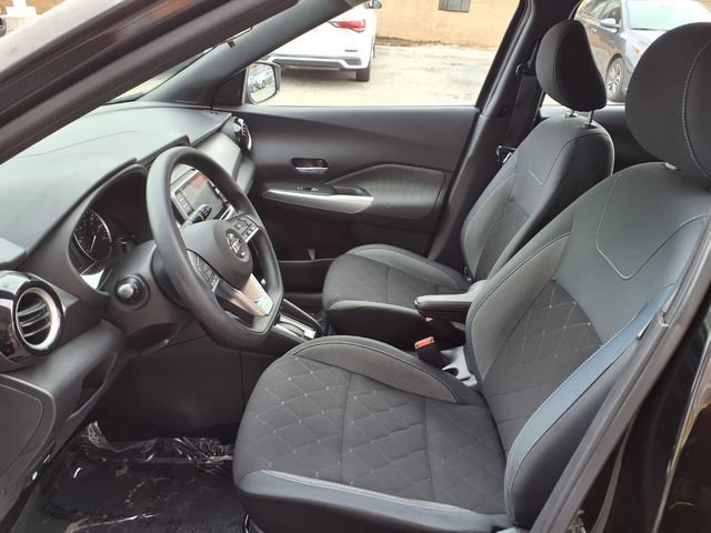 Used 2020 Nissan Kicks SV FWD image 15