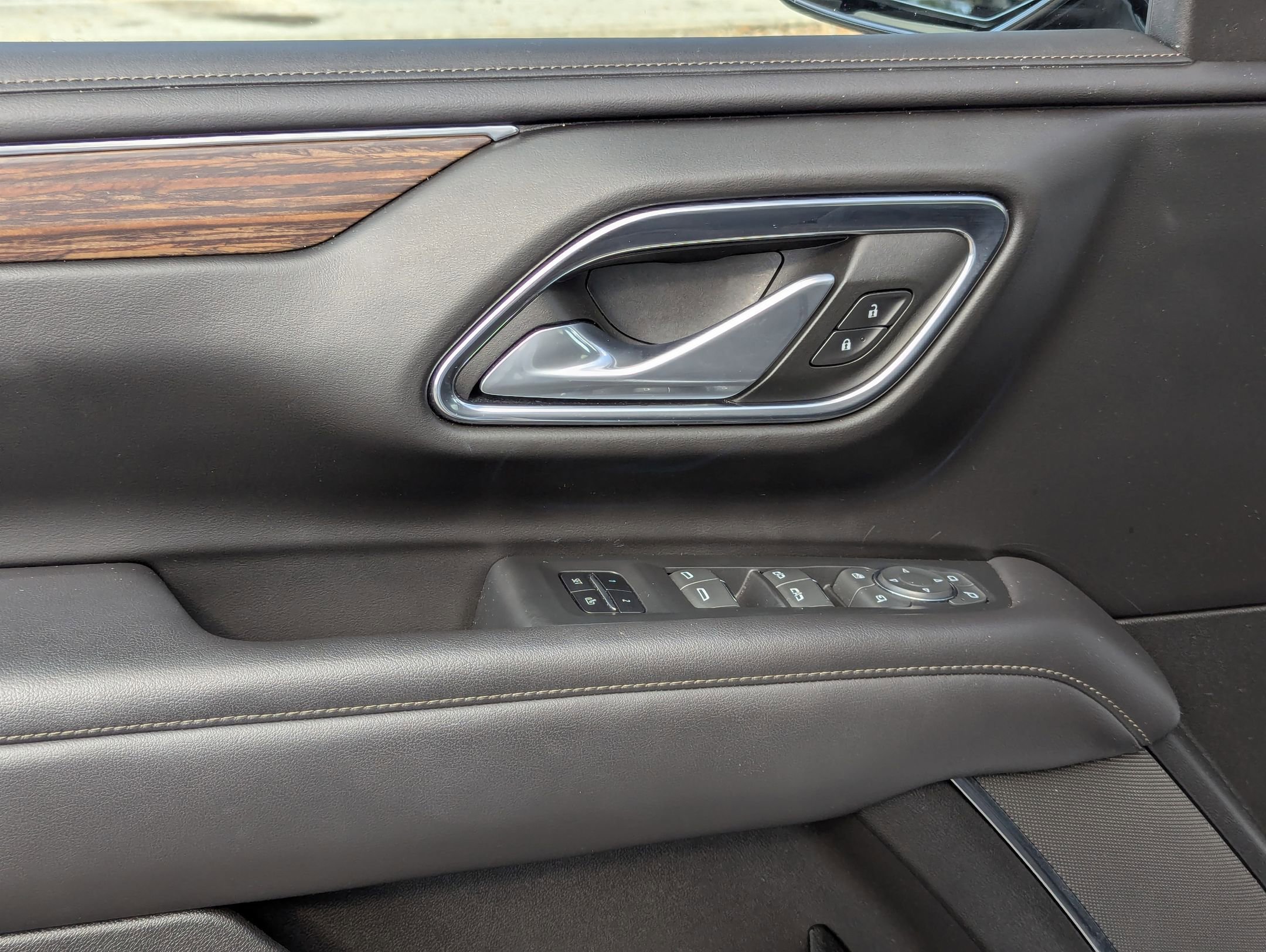 Used 2022 Chevrolet Tahoe High Country image 12