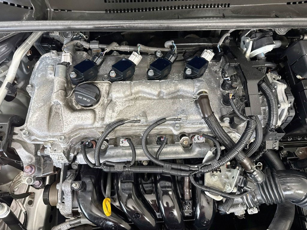 Used 2021 Toyota Corolla LE FWD image 37