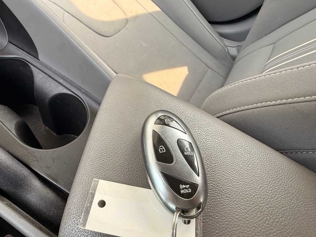 Used 2024 Hyundai Elantra SEL FWD image 12