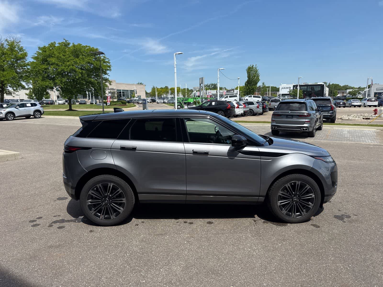 Certified 2026 Land Rover Range Rover Evoque S AWD/4WD image 6