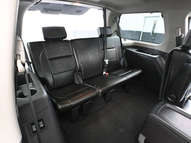 Used 2011 Nissan Armada Platinum w/ 2nd Row Captain Seat Pkg image 44