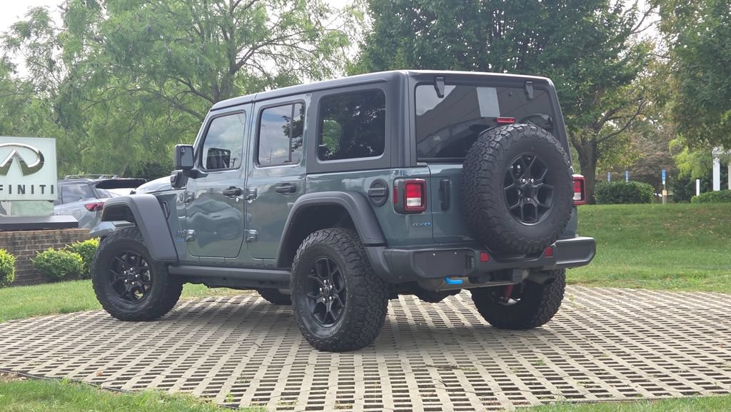 Used 2024 Jeep Wrangler Unlimited AWD/4WD image 8