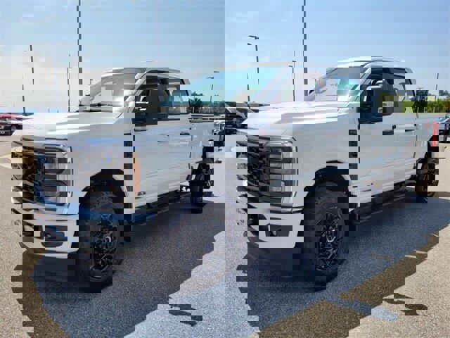 New 2026 Ford F250 XL image 3