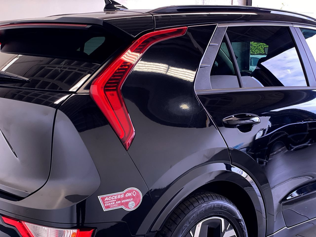 Certified 2023 Kia Niro Wind FWD image 10