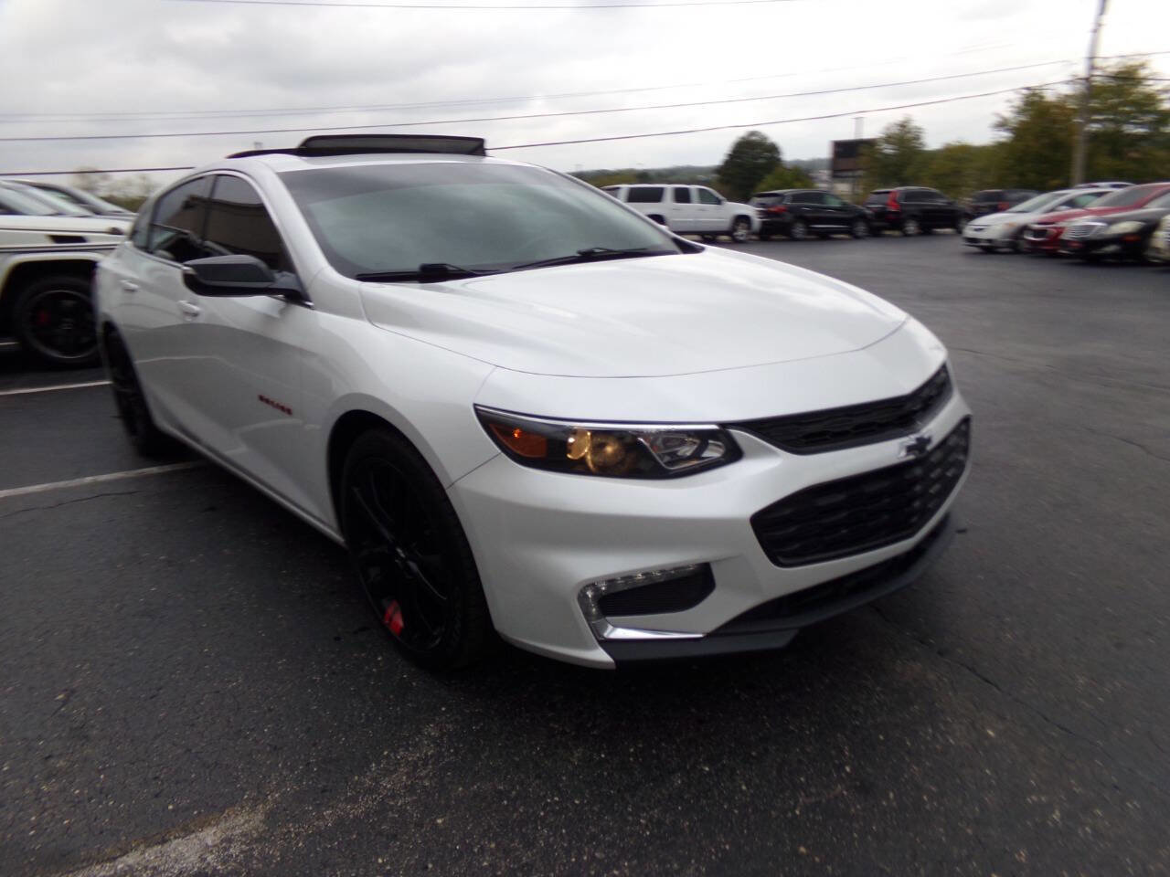 Used 2018 Chevrolet Malibu LT w/ Redline Edition image 46
