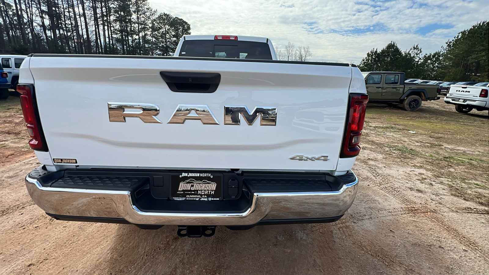 New 2026 RAM 2500 Tradesman AWD/4WD image 9