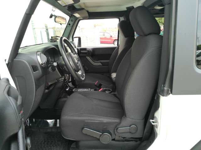 Used 2014 Jeep Wrangler Sport image 12