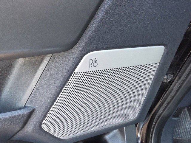 Used 2023 Ford F350 Lariat w/ Chrome Package image 17