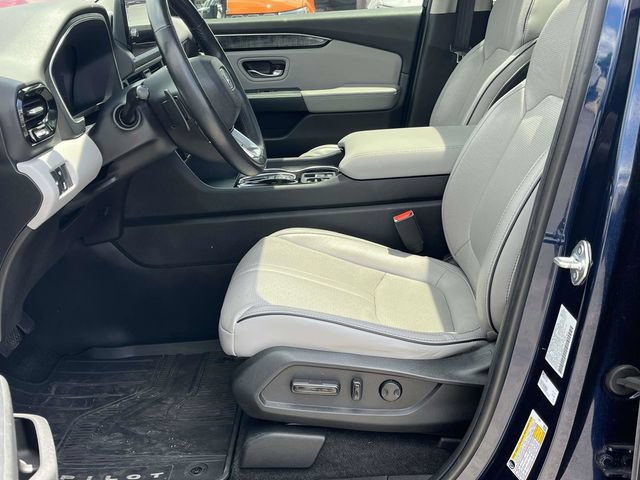 Used 2023 Honda Pilot Elite image 13