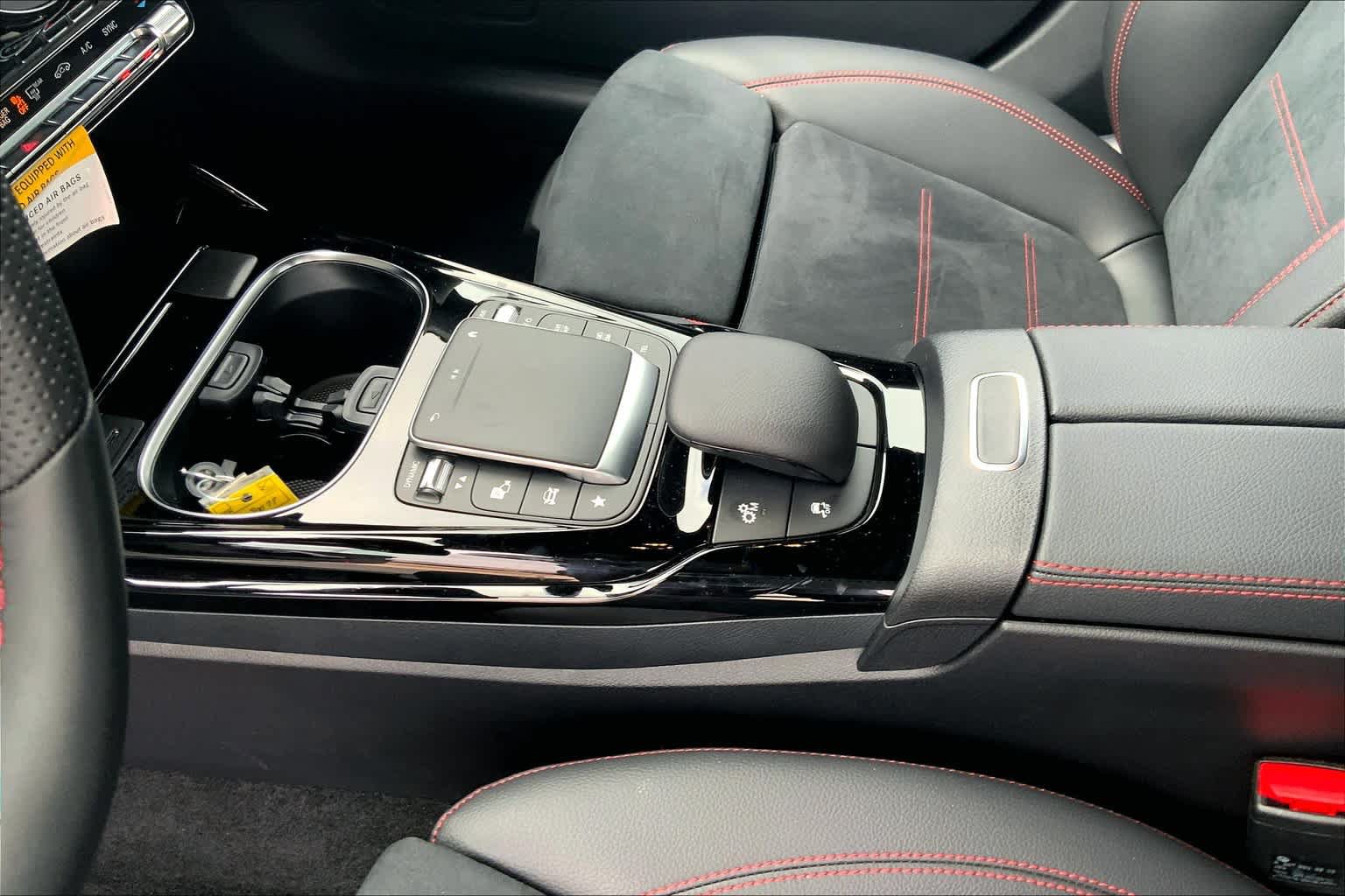 Certified 2023 Mercedes-Benz CLA 35 AMG 4MATIC image 17