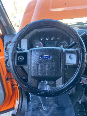 Used 2013 Ford F550 Full Dump and Plows w/ Payload Upgrade Pkg image 26