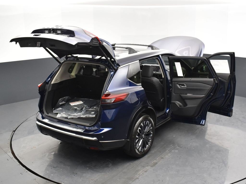 Certified 2025 Nissan Rogue Platinum w/ Platinum Premium Package image 30